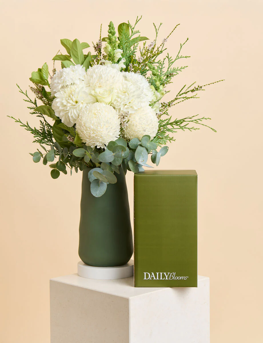 Large White + a vase! - Image 3